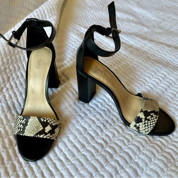 Nine West snake print heels - Picture 2 of 4